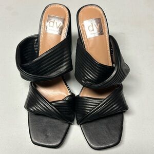 Dolce Vita Emeley size 9 sandal